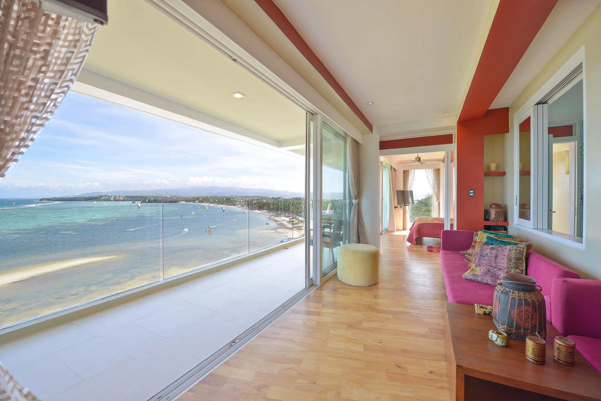 Boracay Karuna Luxury Apartment
